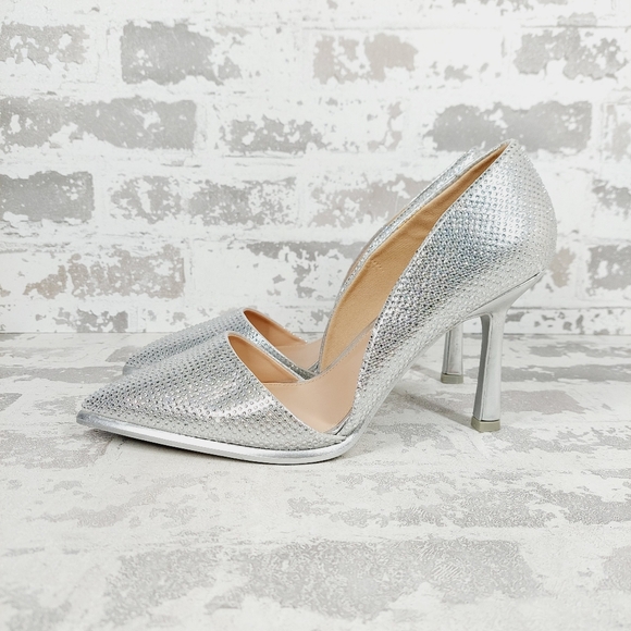 NEW Mia Ciana Silver Rhinestone Pointed Toe Pumps A613 - Picture 1 of 12